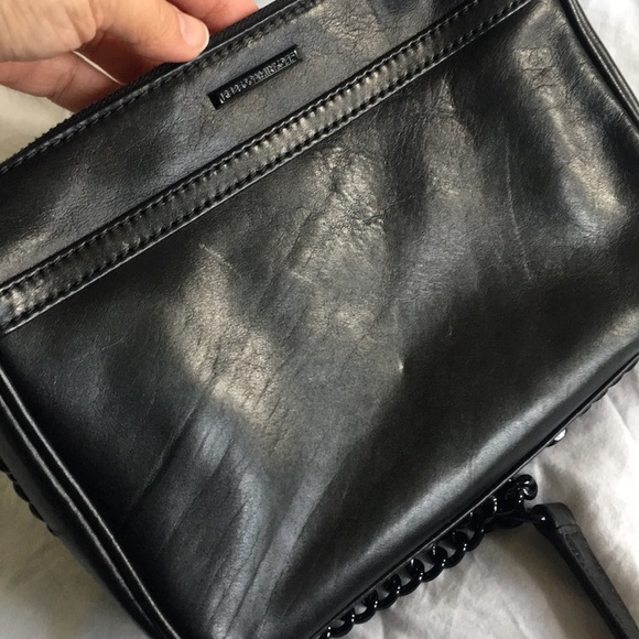 Crossbody - Picture 5 of 5